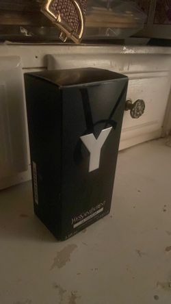 YvesSaintLaurent