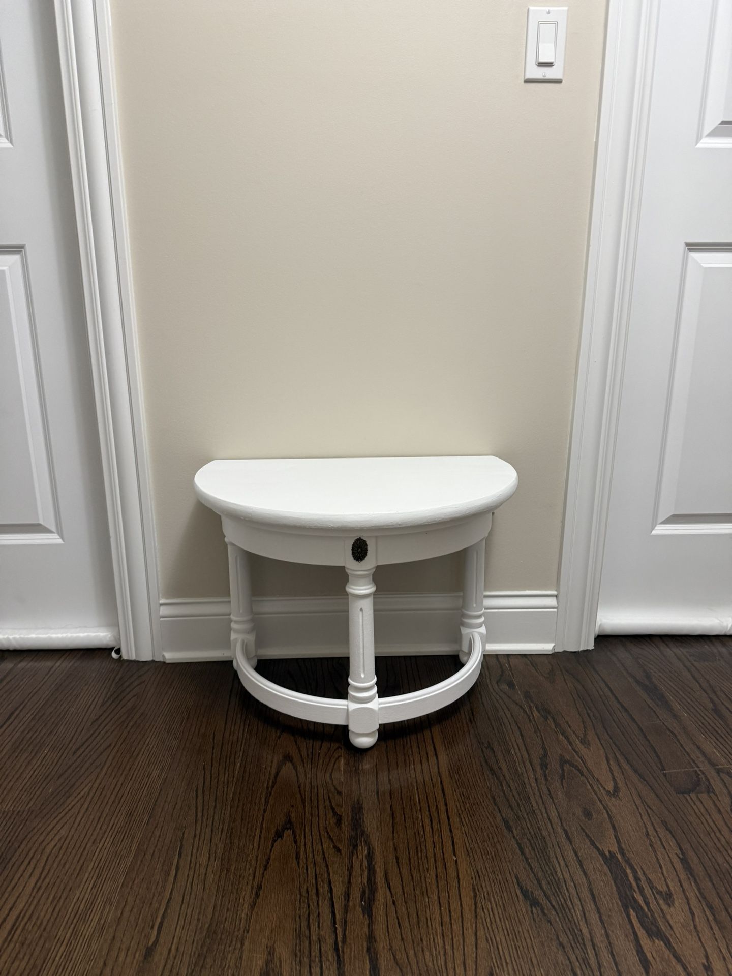 End Table Or Entryway Table
