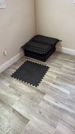 Exercise room floor mats