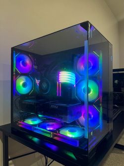 Custom RGB Gaming PC with GeForce RTX