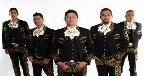 Guitarra Trompeta mariachi