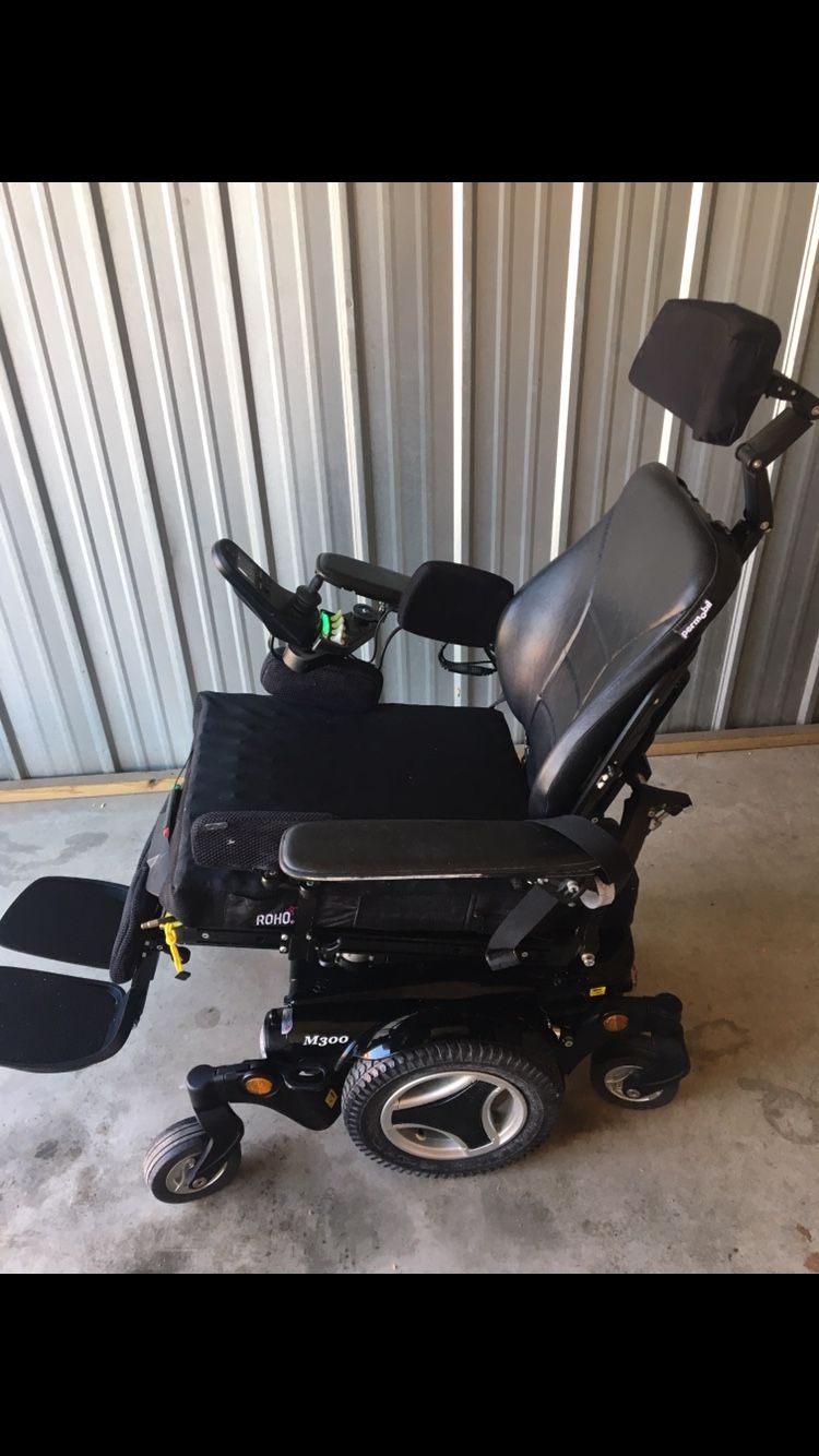 Brand new condition brand new batteries electric wheelchair. Reclines and more. Comes with twin XL medical mattress and leg wedgies
