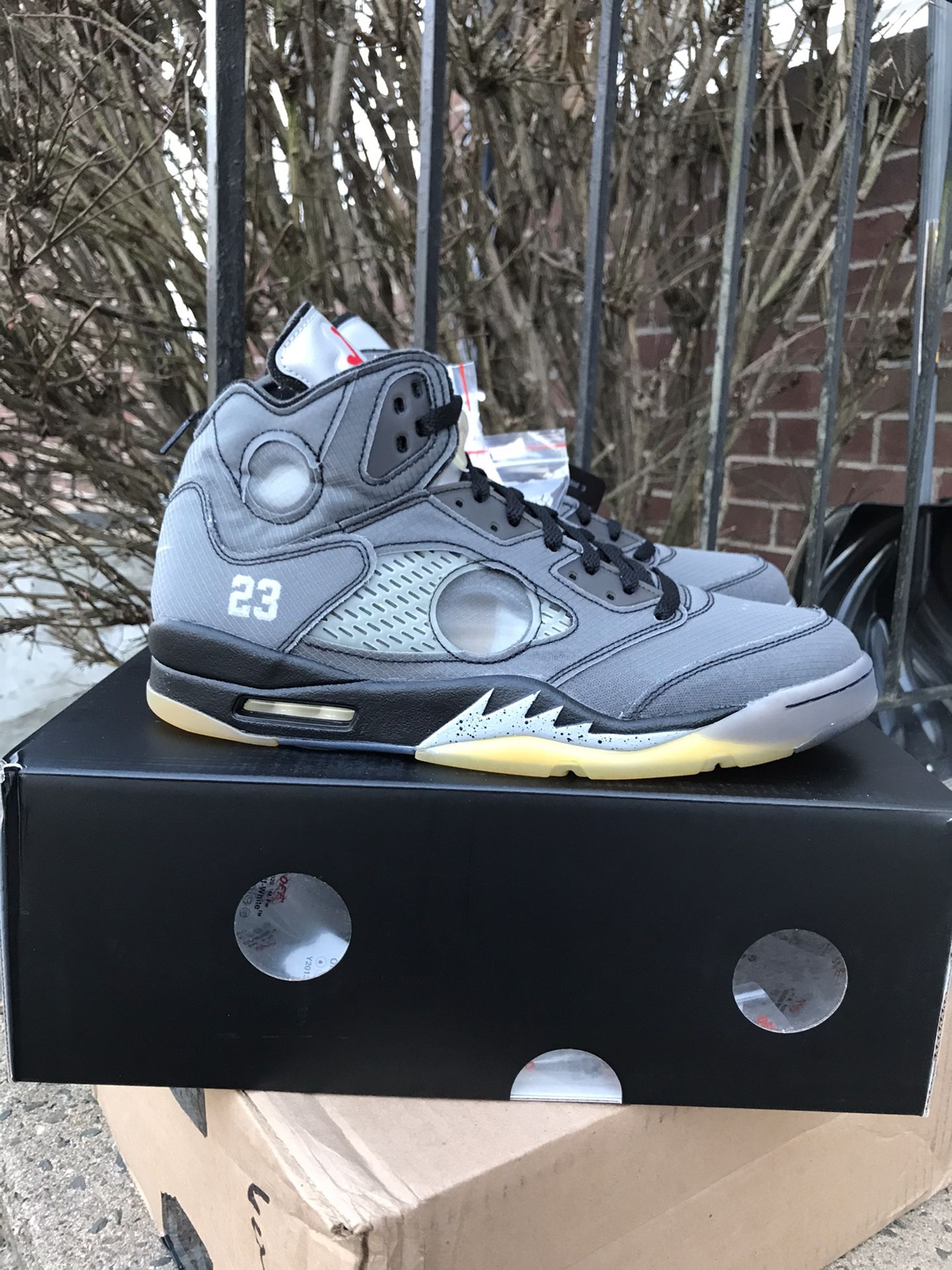 NIKE Air Jordan 5 offwhite size 12