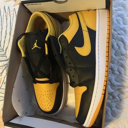 Nike Air Jordan 1 Low Yellow Ochre White Black NEW- Size 9.5 Men’s