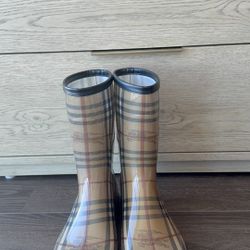 Burberry Rain boots 