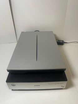 Epson V700 Perfection Flatbed Photo and Film  Scanner