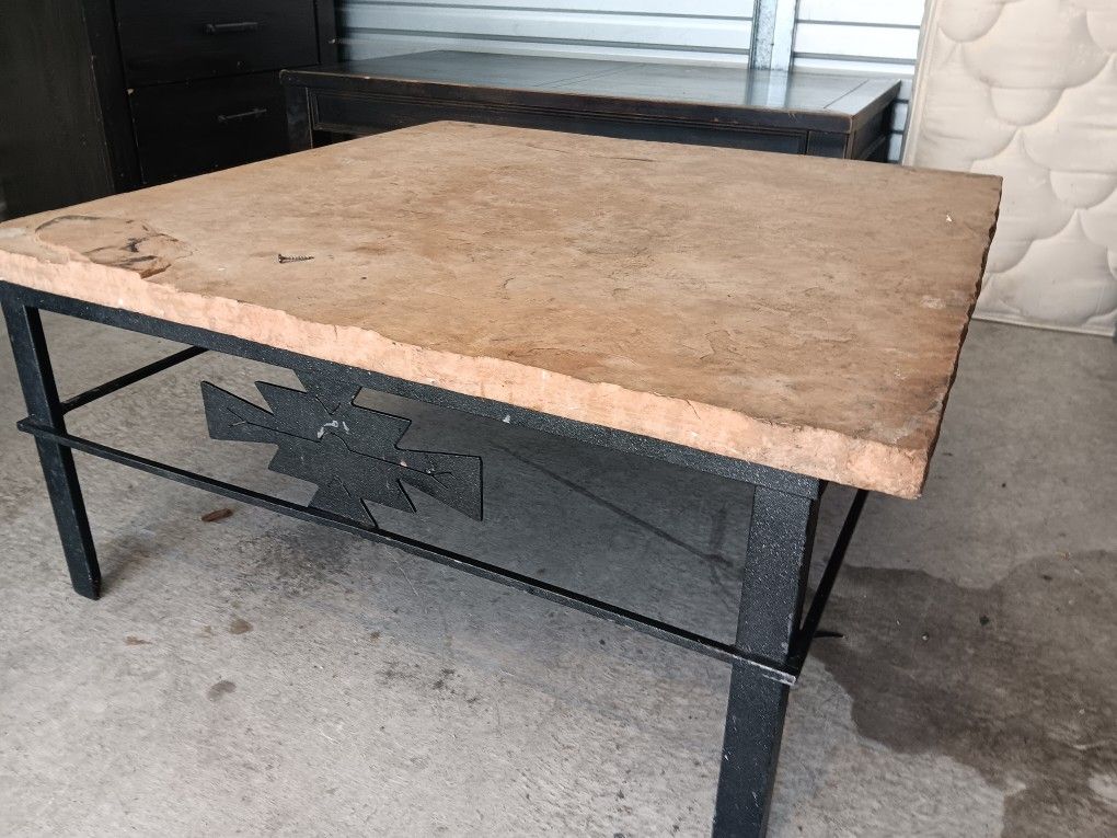Arizona Stone Table