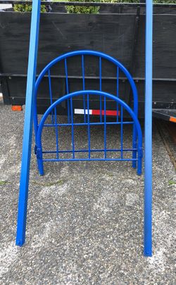 Kids bed frame