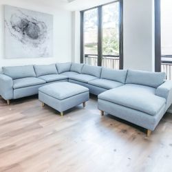 Cloud Sectional With Ottoman Can Deliver Free If Local $1500