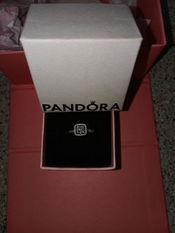 Pandora Square Sparkle halo ring,Size 7, Sterling silver, cubic Zirconia stone