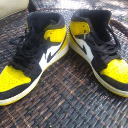 Air Jordan Size 9 And 1/2 Great Condition
