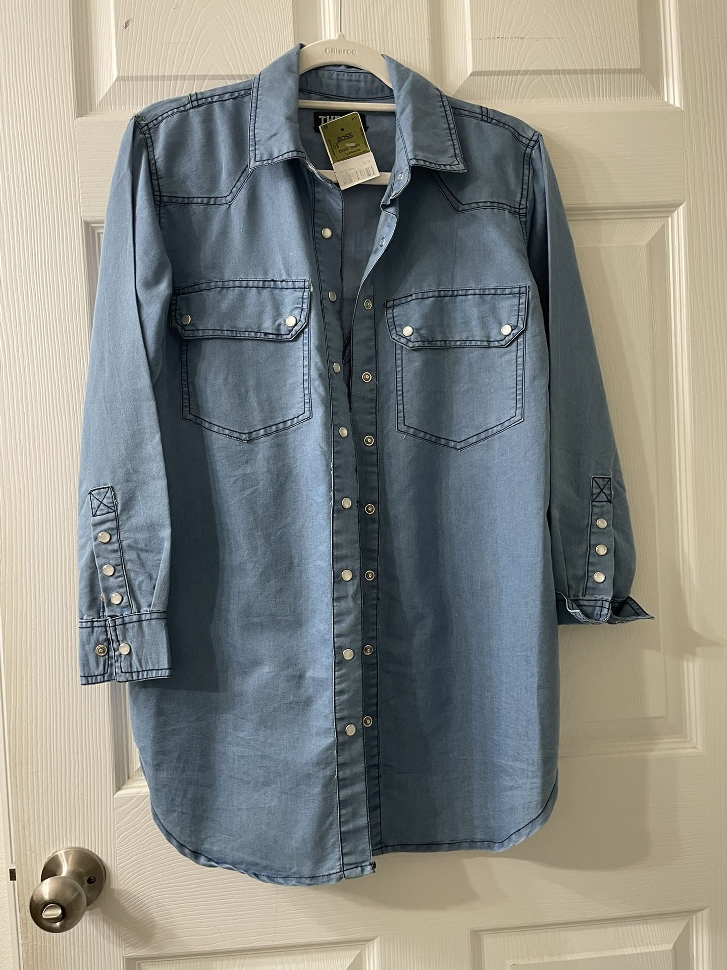 Women’s Denim Shirt