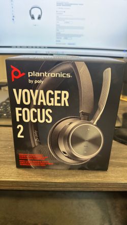 New / Sealed - Poly Voyager Focus 2 USB-C-C Headset  + Adapter C/A + Charging Stand