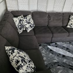 Ashley L shaped Dark Gray Sectional
Delivery options available!