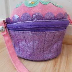 Claries Cup Cake Purse