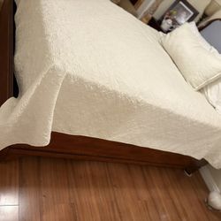 Queen Bed Frame Only Asking $200 Obo