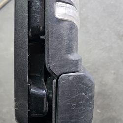 24 Chevy 2500 Rt Side Mirror