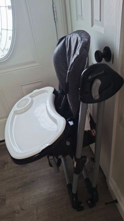 Baby trend High chair 5 in 1