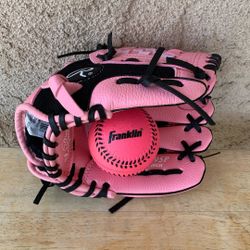 RAWLINGS 9 1/2 SIZE GLOVE PINK/BLACK COLOR I ADDED A SOFT MATERIAL PINK BALL