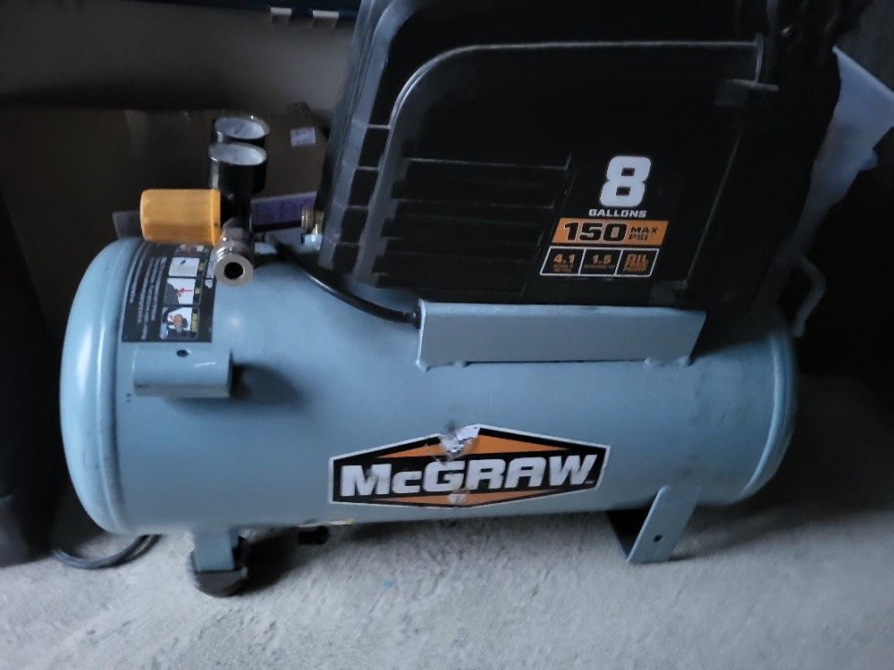 McGraw 8 Gallon Oil-Free Portable Air Compressor