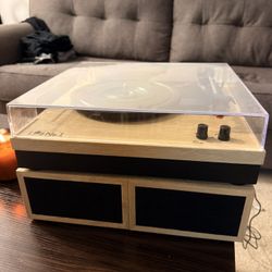 LP No.1 Record Player with Speakers 
