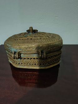 ANTIQUE - MID CENTURY BRASS - BRONZE TRINKET BOX 6.5" L×4.5" W×3.5"H
