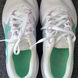 Nike Women