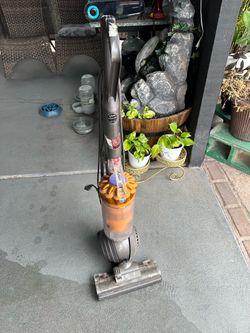 Dyson Ball Upright Vacuum Cleaner