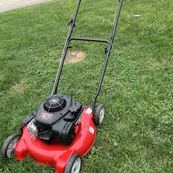 Gas push lawnmower yard machines