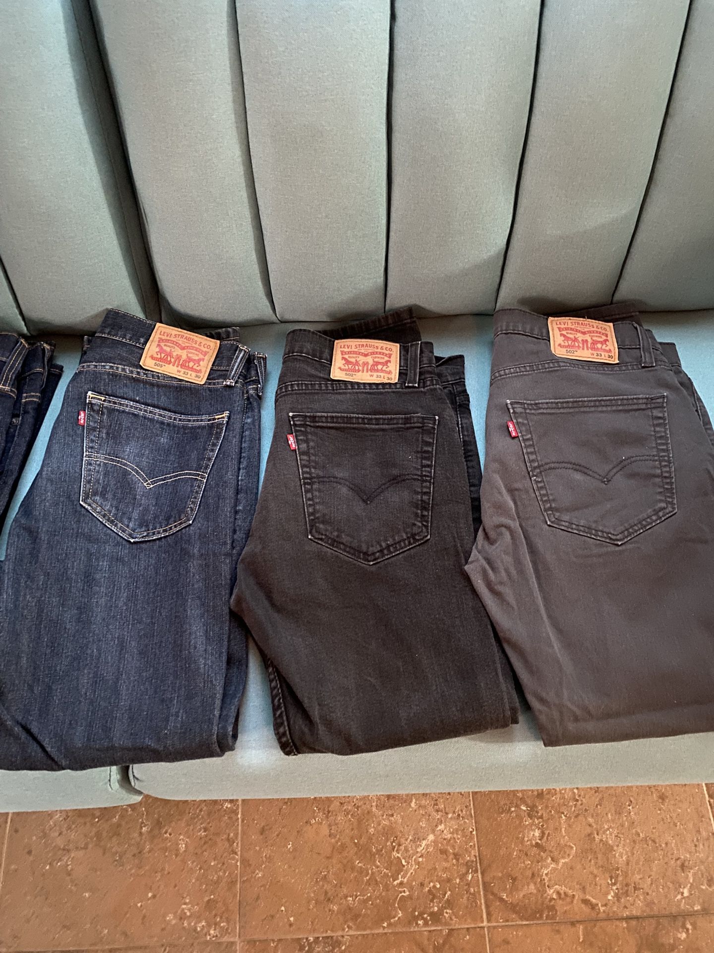 Men’s Levi’s, Lee, & Madewell Jeans