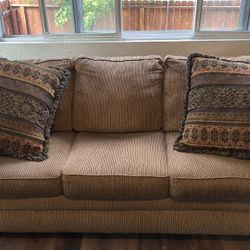 Matching Comfy Couch, Loveseat And Pillows