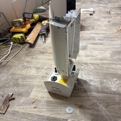 Gavita Pro 1000 double-ended (DE) grow light fixture