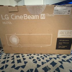 LG CineBeam 4k. Projector 
