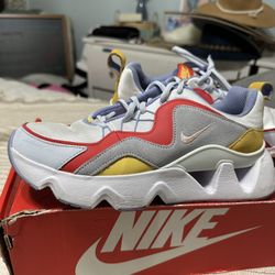 Nike Women Sneakers
