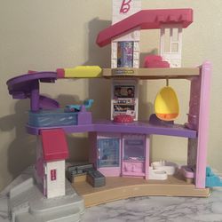 Little People-Barbie Dream House