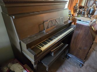 Upright Piano - Free!