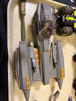 Lego Star Wars general grievance ship with mini figure