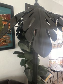 Out Side Patio Lamp Excellent Condition