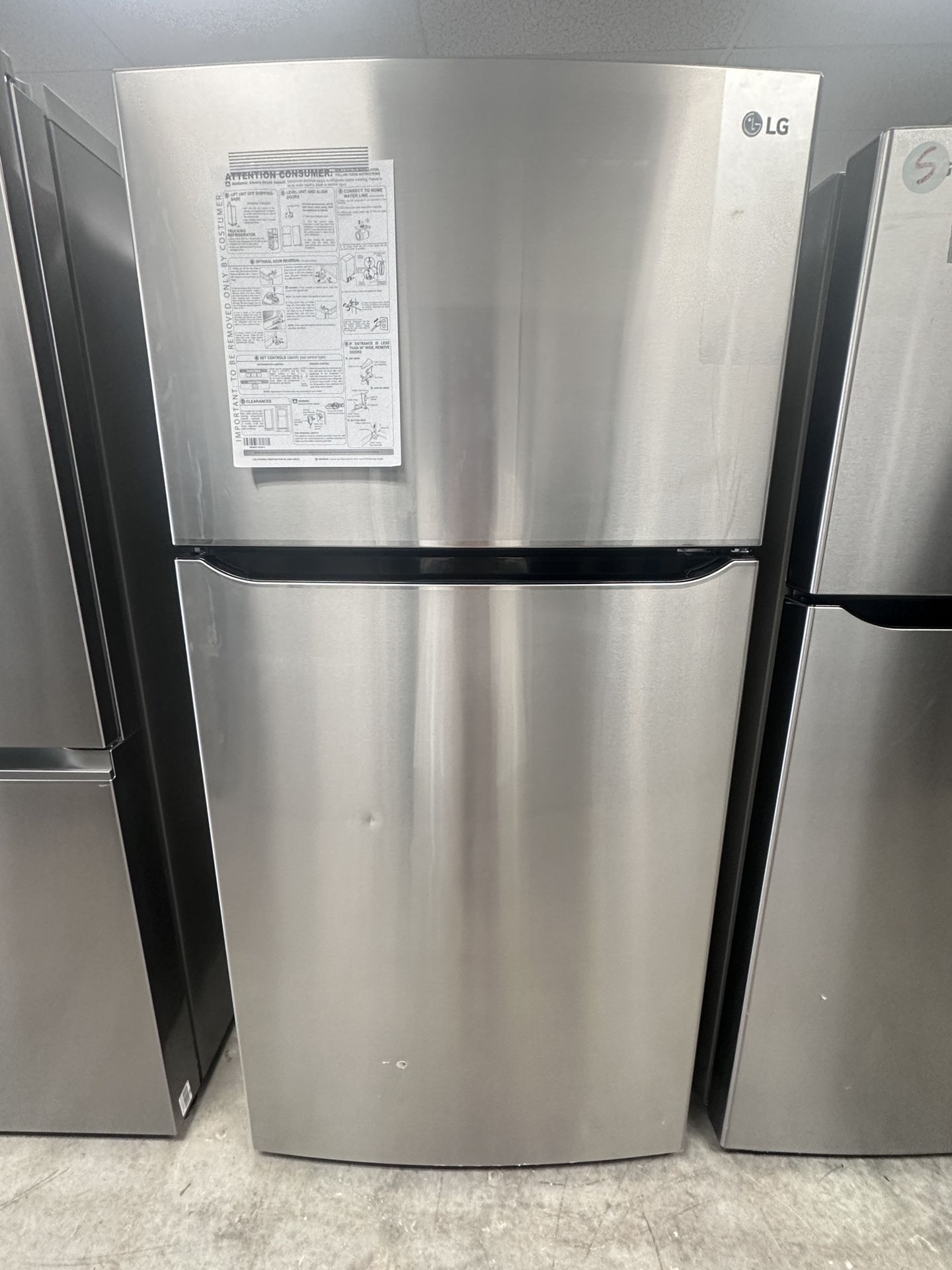 Unused LG 33” Wide Top Freezer Refrige