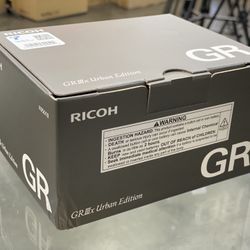 Ricoh GR IIIx Urban Edition