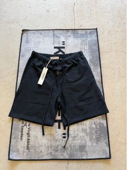 Fear of God Essentials Men’s Black Size M