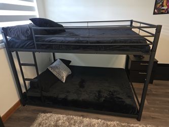 Brand New Full Over Full Black Metal Bunk Bed with Mattresses