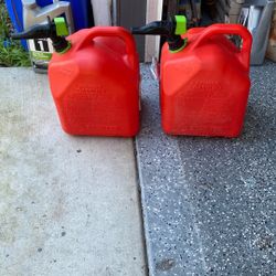 Plastic  5 Gallons Each Gasoline Cans Or Tanks  Or Container 