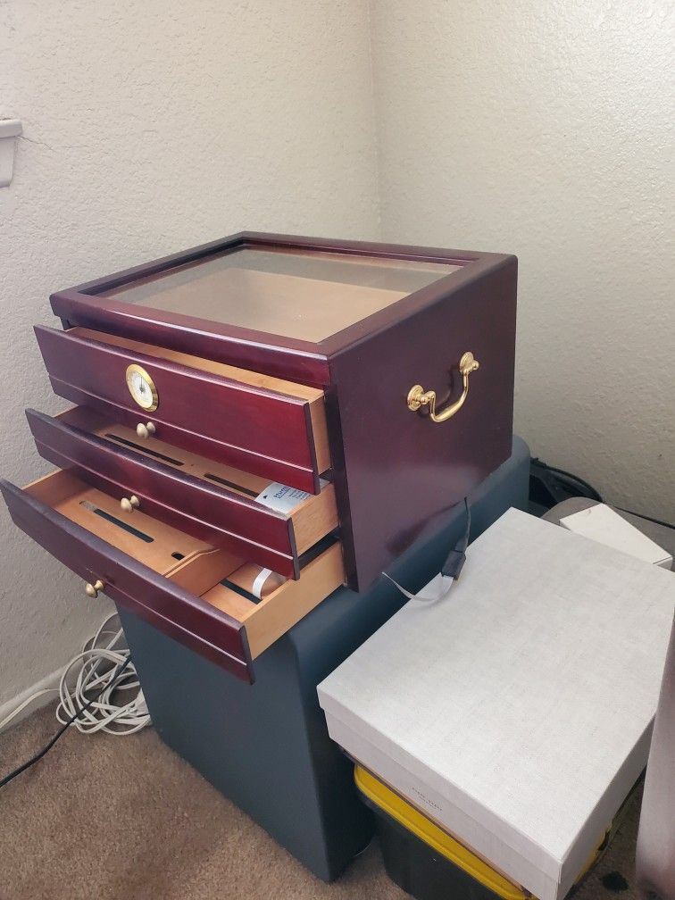 Humidor
