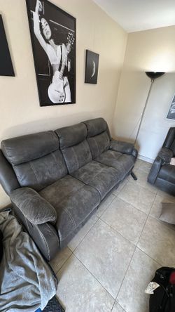 Reclining couch free
