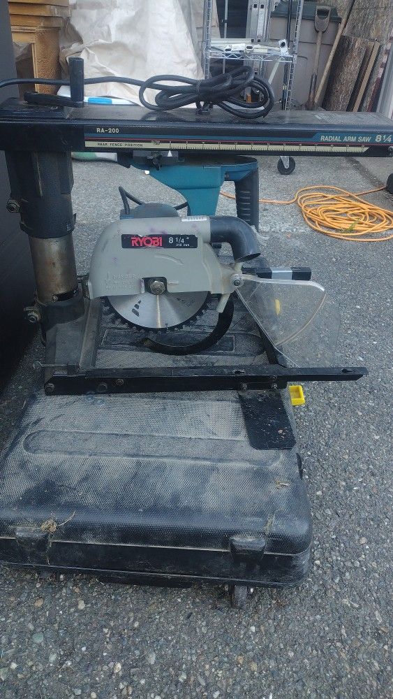 Radial Saw 
