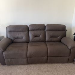 LAWTON PWR RCLN SOFA