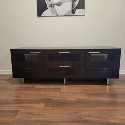 BDI entertainment center