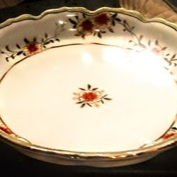 China. Glass. Fancy Dish