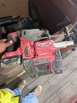 Milwaukee Cordless Rotory Hammer with 5.0 Battery